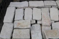 39 Bianco Burattato a Lastrame